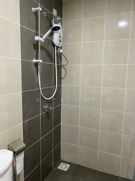 Residensi Desa Satumas untuk Untuk Disewa - RM 2,300 /bulan, Mac 2026 - Bathroom - PropertyGuru.com.my