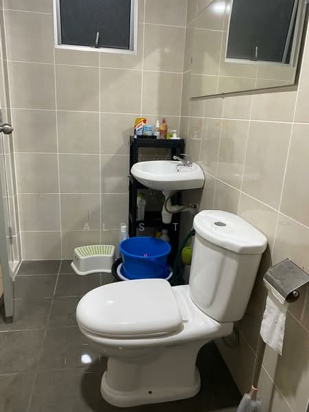 Residensi Desa Satumas untuk Untuk Disewa - RM 2,300 /bulan, Mac 2026 - Bathroom - PropertyGuru.com.my