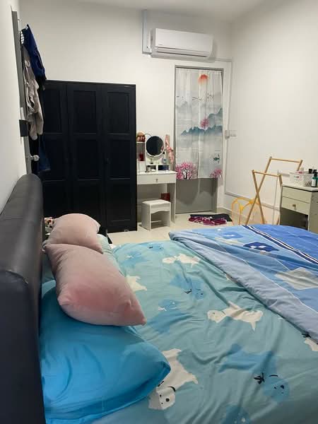 Residensi Desa Satumas untuk Untuk Disewa - RM 2,300 /bulan, Mac 2026 - Bedroom - PropertyGuru.com.my