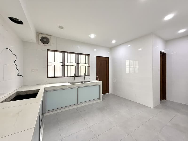 2-storey Terraced House for Sale in Setia Impian (Setia Alam) - GABRIEL GOH - Kitchen - PropertyGuru.com.my