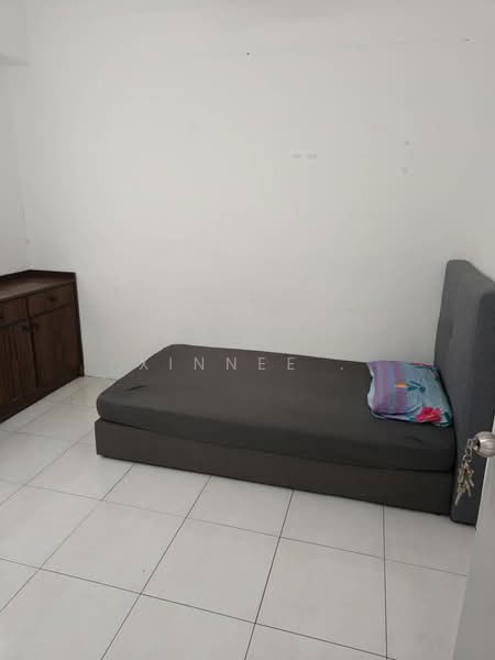 Halaman Kristal untuk Untuk Disewa - RM 1,300 /bulan, Mac 2026 - Bedroom - PropertyGuru.com.my