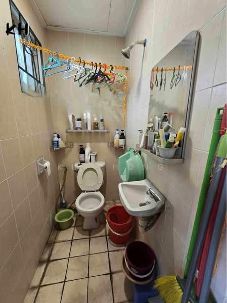 2-storey Terraced House for Sale in Bandar Botanic (Klang) - KH Chong - Bathroom - PropertyGuru.com.my