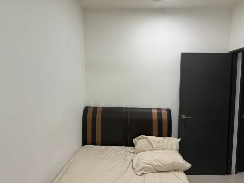 Servis Apartment untuk Disewa di Emira Residence - Cherry Tan - Bedroom - PropertyGuru.com.my