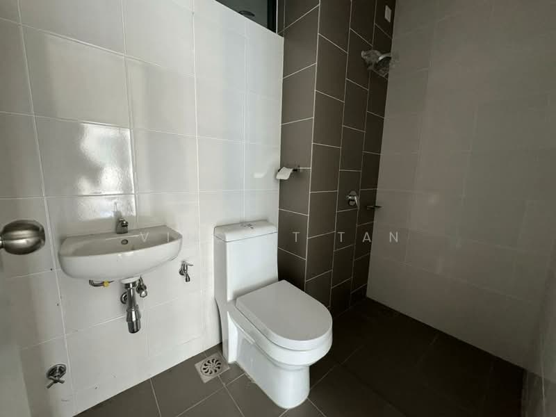 Condominium for Sale at Legendview - Vincent Tan - Bathroom - PropertyGuru.com.my