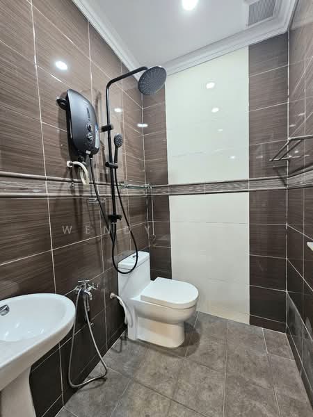 2-storey Terraced House for Sale in Bandar Bukit Puchong 2 (Puchong) - Wendy Chin - Bathroom - PropertyGuru.com.my