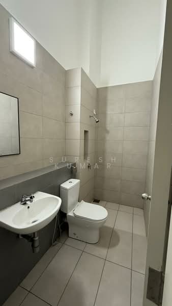 2-storey Terraced House for Rent in Telok Panglima Garang (Selangor) - Suresh Kumar - Bathroom - PropertyGuru.com.my