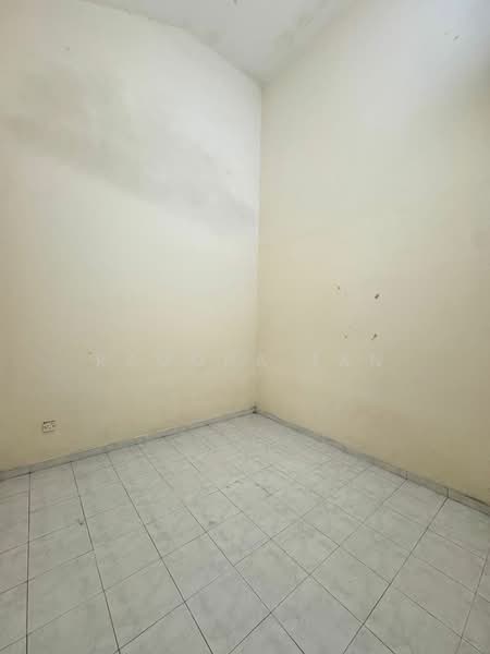 Rumah Teres 1 Tingkat untuk Dijual di Taman Angkasa Nuri (Durian Tunggal) - Ramona Tan - Interior - PropertyGuru.com.my