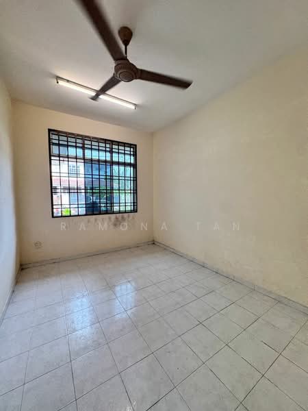 Rumah Teres 1 Tingkat untuk Dijual di Taman Angkasa Nuri (Durian Tunggal) - Ramona Tan - Interior - PropertyGuru.com.my
