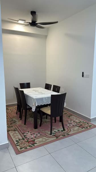 168 Park Residensi Selayang untuk Untuk Disewa - RM 1,600 /bulan, Mac 2026 - Dining Room - PropertyGuru.com.my