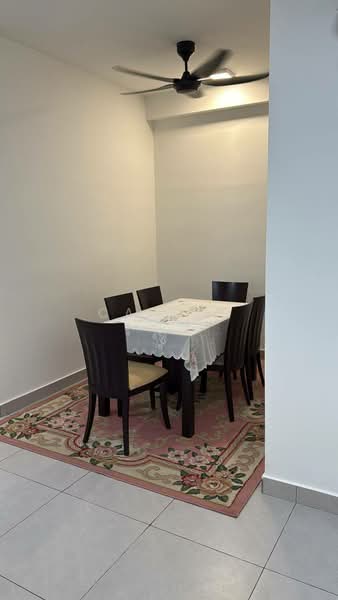 168 Park Residensi Selayang untuk Untuk Disewa - RM 1,600 /bulan, Mac 2026 - Dining Room - PropertyGuru.com.my