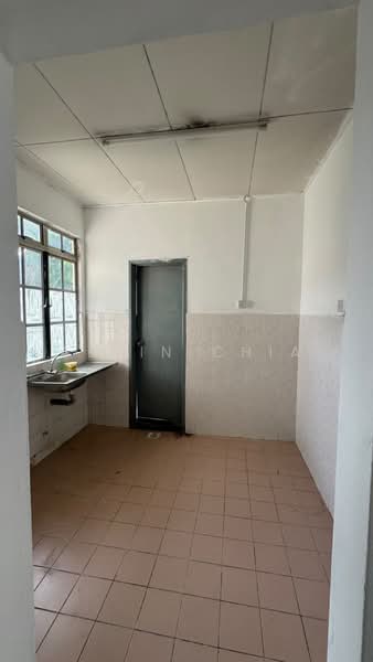 Bungalow House for Sale in Pantai Sepang Putra (Sepang) - Alvin Chia - Kitchen - PropertyGuru.com.my