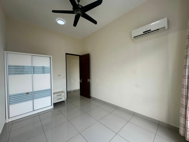 Condominium for Sale at Surin Condominium - Xinnee . - Bedroom - PropertyGuru.com.my