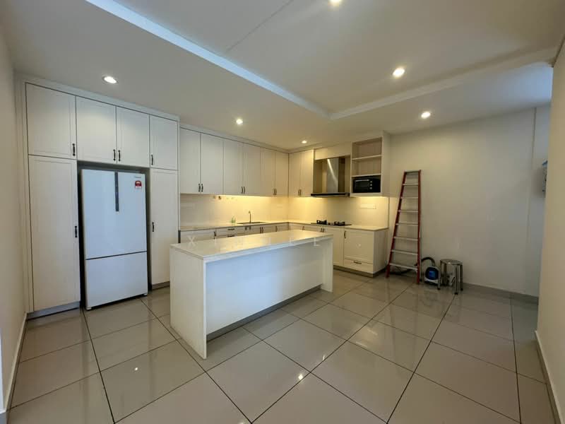 Condominium for Sale at Surin Condominium - Xinnee . - Kitchen - PropertyGuru.com.my