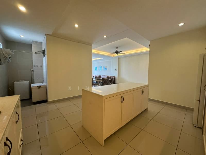 Condominium for Sale at Surin Condominium - Xinnee . - Kitchen - PropertyGuru.com.my