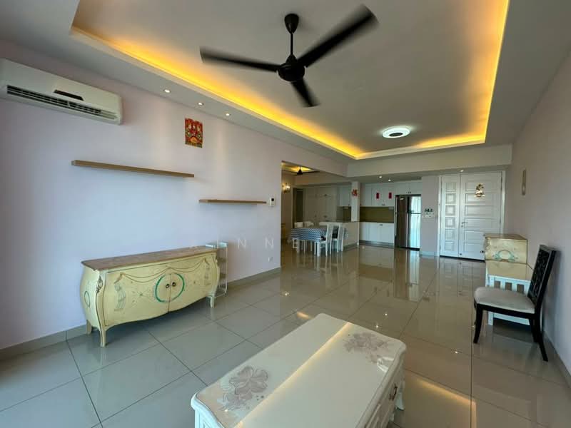Kondominium untuk Dijual di Surin Condominium - Xinnee . - Living Room - PropertyGuru.com.my