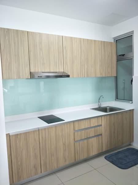 Service Residence for Sale at Meridin Bayvue Serviced Apartment - Louise Ng - Kitchen - PropertyGuru.com.my