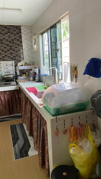 Bandar Country Homes untuk Untuk Dijual - RM 450,000, Apr 2026 - Kitchen - PropertyGuru.com.my