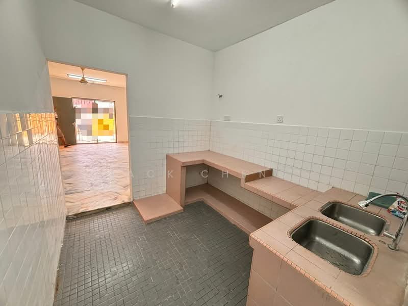 Bandar Country Homes , Desa 1 , Desa 4 , Rawang untuk Untuk Dijual - RM 388,000, Mac 2026 - Kitchen - PropertyGuru.com.my