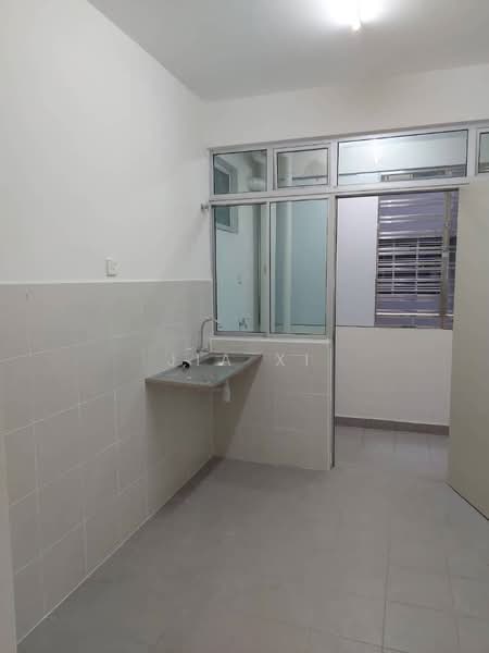 Senibong Indah untuk Untuk Disewa - RM 1,200 /bulan, Apr 2026 - Kitchen - PropertyGuru.com.my