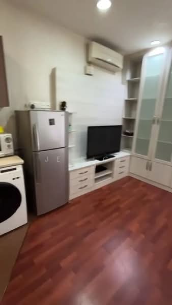Servis Apartment untuk Dijual di Windsor Tower - Jessica Lim - Living Room - PropertyGuru.com.my