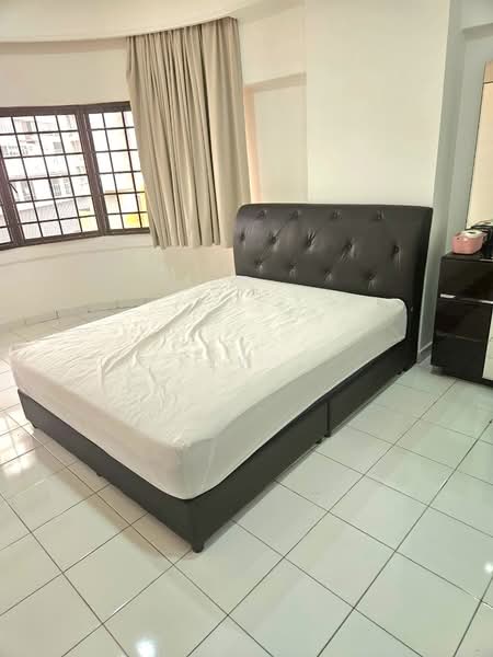 Condominium for Sale at Villa Puteri - Kew . - Bedroom - PropertyGuru.com.my