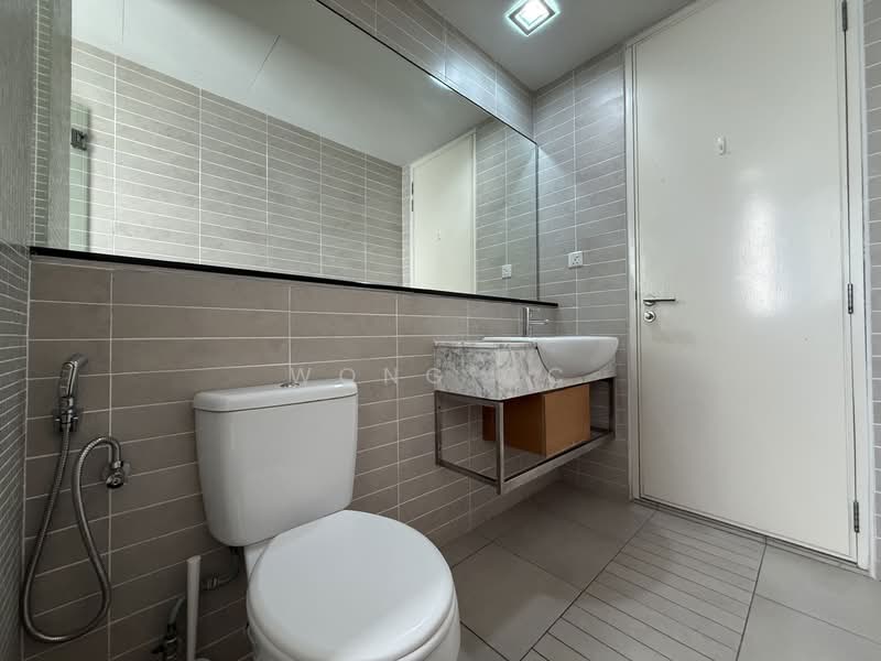 2 Hampshire untuk Untuk Disewa - RM 6,799 /bulan, Mac 2026 - Bathroom - PropertyGuru.com.my