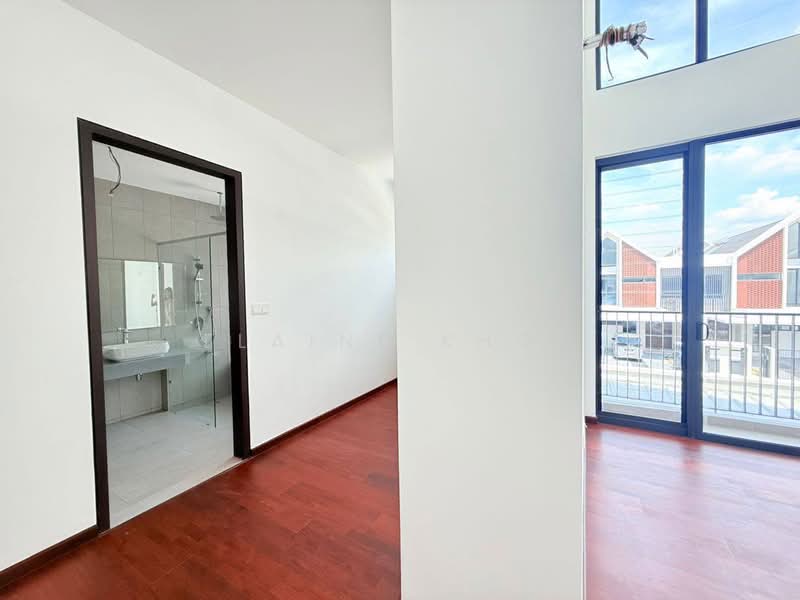 Semi-Detached House for Sale in Elmina (Shah Alam) - Elaine Khoo - Bathroom - PropertyGuru.com.my