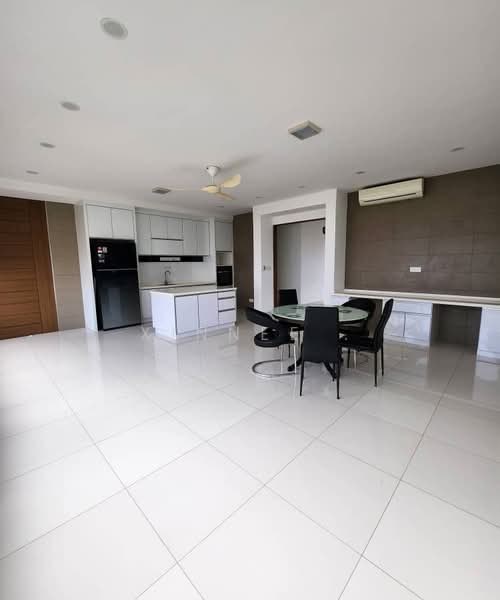 Central Park condominium untuk Untuk Disewa - RM 8,000 /bulan, Mac 2026 - Kitchen - PropertyGuru.com.my