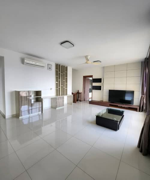 Central Park condominium untuk Untuk Disewa - RM 8,000 /bulan, Mac 2026 - Living Room - PropertyGuru.com.my