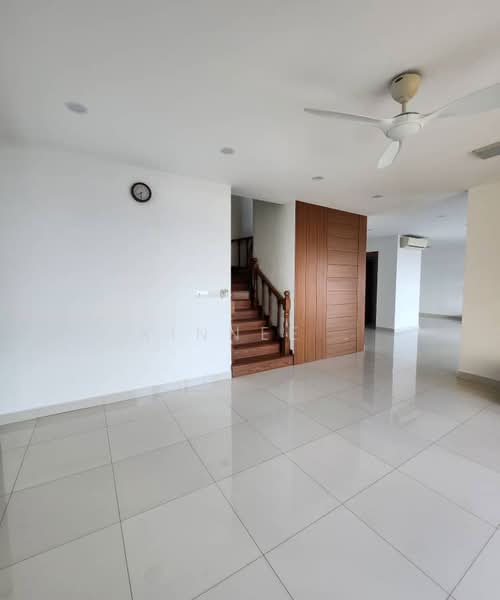 Central Park condominium untuk Untuk Disewa - RM 8,000 /bulan, Mac 2026 - Living Room - PropertyGuru.com.my
