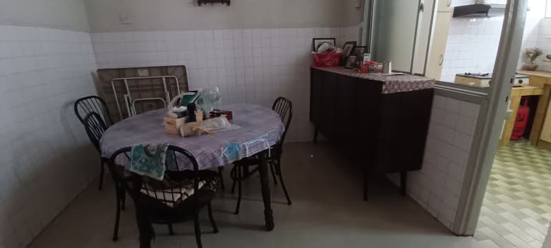 2.5-storey Terraced House for Sale in SS17 (Subang Jaya) - Kit . - Dining Room - PropertyGuru.com.my