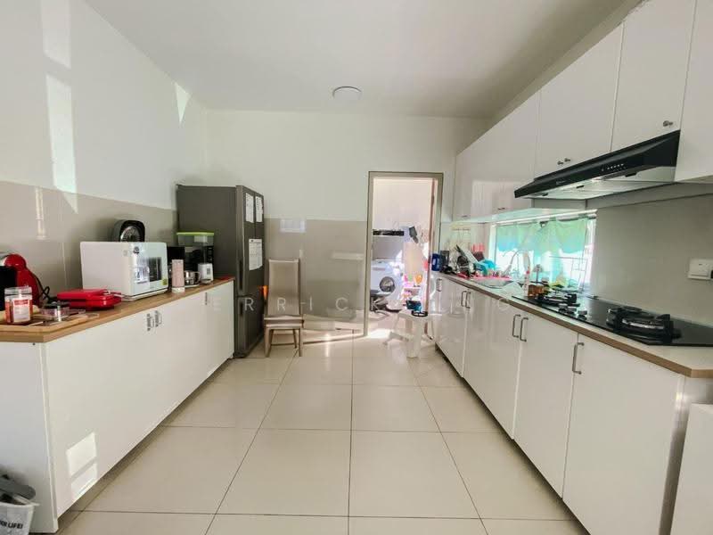 2-storey Terraced House for Sale in Elmina (Shah Alam) - Derrick Ang - Kitchen - PropertyGuru.com.my