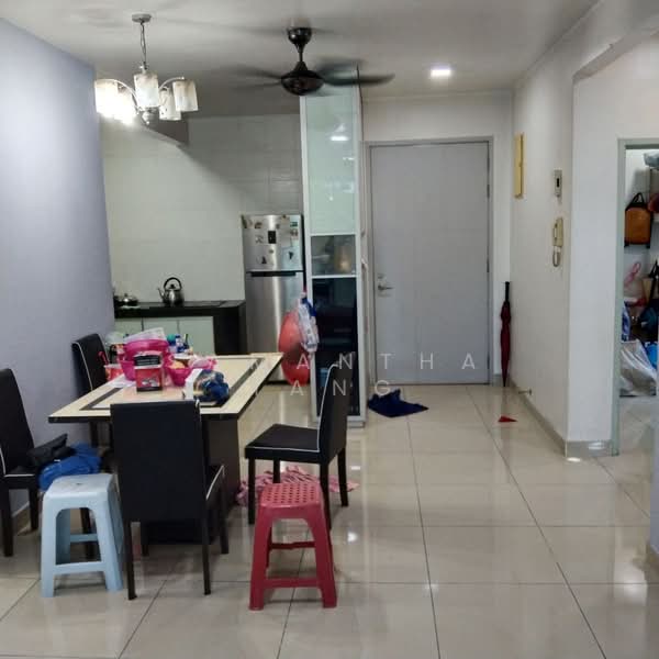 Service Residence for Rent at D'Ambience Residences (Pangsapuri Ikatan Flora) - Samantha Tang - Dining Room - PropertyGuru.com.my