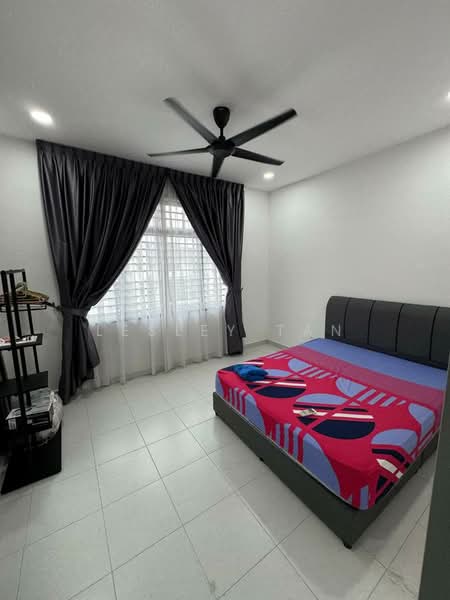 2.5-storey Terraced House for Sale in Johor Bahru (Johor) - Lesley Tan - Bedroom - PropertyGuru.com.my
