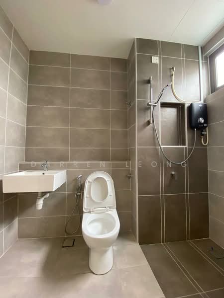 Service Residence for Rent at Twin Residences - Darren Leong - Bathroom - PropertyGuru.com.my