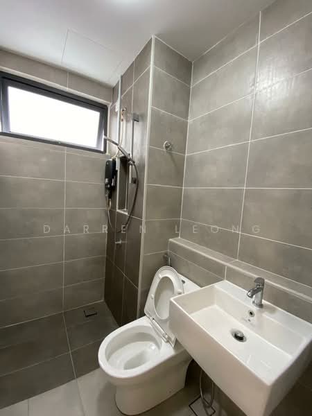Service Residence for Rent at Twin Residences - Darren Leong - Bathroom - PropertyGuru.com.my