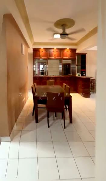 Condominium for Rent at La Vista Condominiums - Chew Sean Kiat - Dining Room - PropertyGuru.com.my