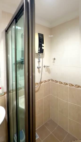 Condominium for Rent at La Vista Condominiums - Chew Sean Kiat - Bathroom - PropertyGuru.com.my