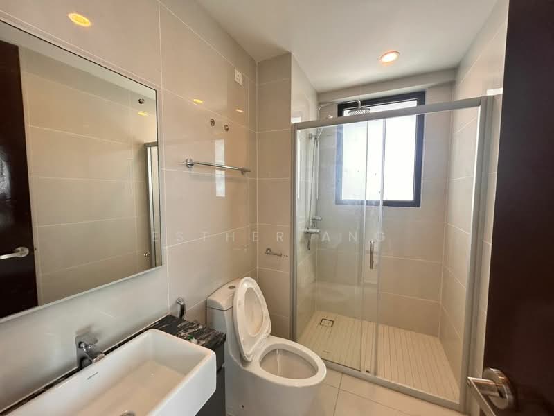 Kings Bay @ Country Garden Danga Bay untuk Untuk Disewa - RM 3,600 /bulan, Mac 2026 - Bathroom - PropertyGuru.com.my