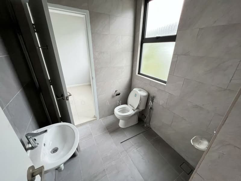 Bandar Country Homes untuk Untuk Dijual - RM 588,000, Apr 2026 - PropertyGuru.com.my