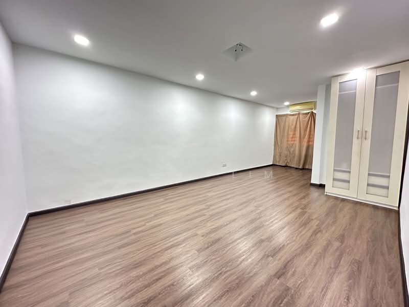 Taman Bukit Rawang Jaya untuk Untuk Dijual - RM 700,000, Apr 2026 - Interior - PropertyGuru.com.my