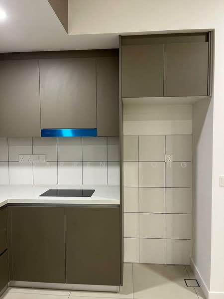 Servis Apartment untuk Dijual di Maya Ara Residences - Darren Leong - Kitchen - PropertyGuru.com.my