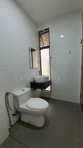 2-storey Terraced House for Sale in East Ledang (Iskandar Puteri (Nusajaya)) - Tommy Tai - Bathroom - PropertyGuru.com.my