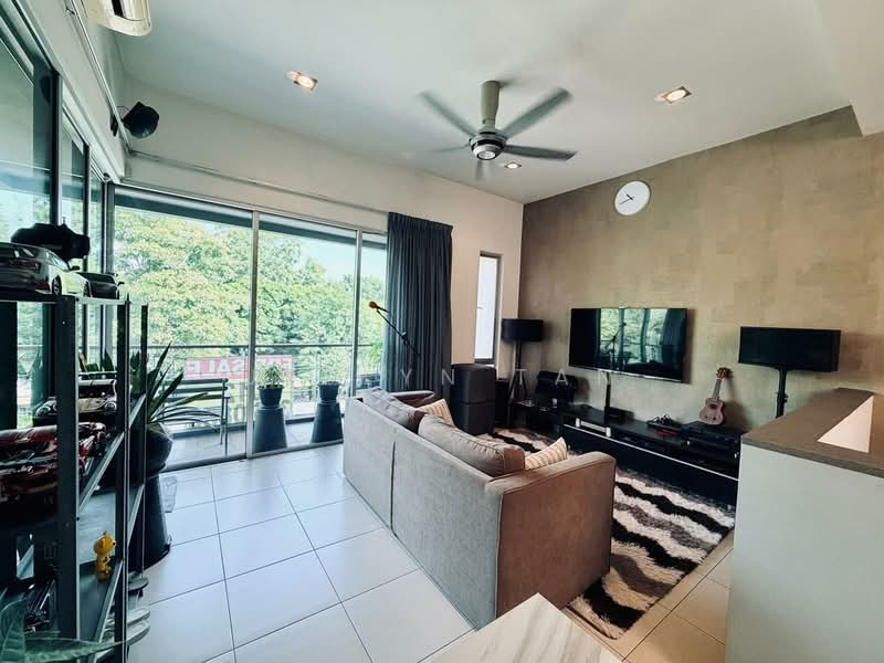 2.5-storey Terraced House for Sale in Taman Putra Prima (Puchong) - Jeslyn Tan - Living Room - PropertyGuru.com.my