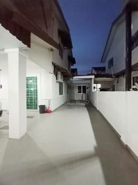 Botani Double Storey Intermediate Corner Partial Furnished For Sale untuk Untuk Dijual - RM 480,000, Mac 2026 - PropertyGuru.com.my