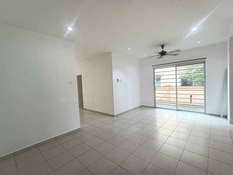 Rumah Teres 2-Tingkat untuk Dijual di Bandar Seri Botani (Ipoh) - Amie Chong - Living Room - PropertyGuru.com.my