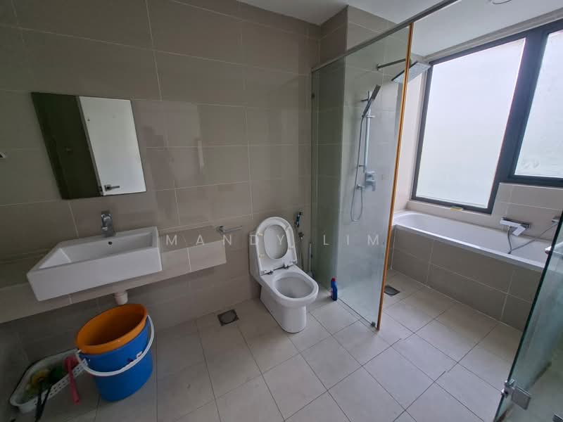 Condominium for Rent at Mirage By The Lake - Mandy Lim - Bathroom - PropertyGuru.com.my