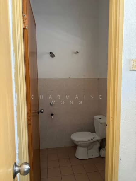 pu8 untuk Untuk Disewa - RM 2,000 /bulan, Mac 2026 - Bathroom - PropertyGuru.com.my