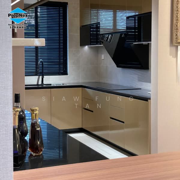 Semi-Detached House for Sale in Kuching (Sarawak) - Siaw Fung Tan - Kitchen - PropertyGuru.com.my