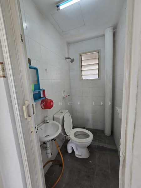 Apartment for Rent at Kemuning Aman - Terence Lee - Bathroom - PropertyGuru.com.my